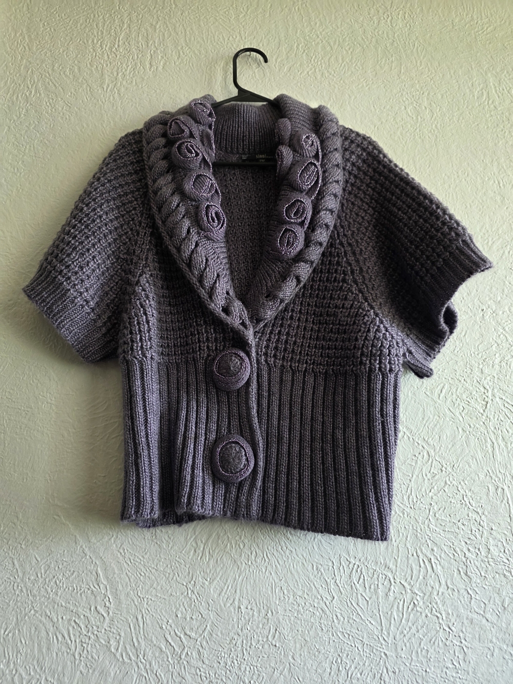 Whimsigoth Sioni Short-Sleeve Purple Chunky Cardigan With Floral Collar